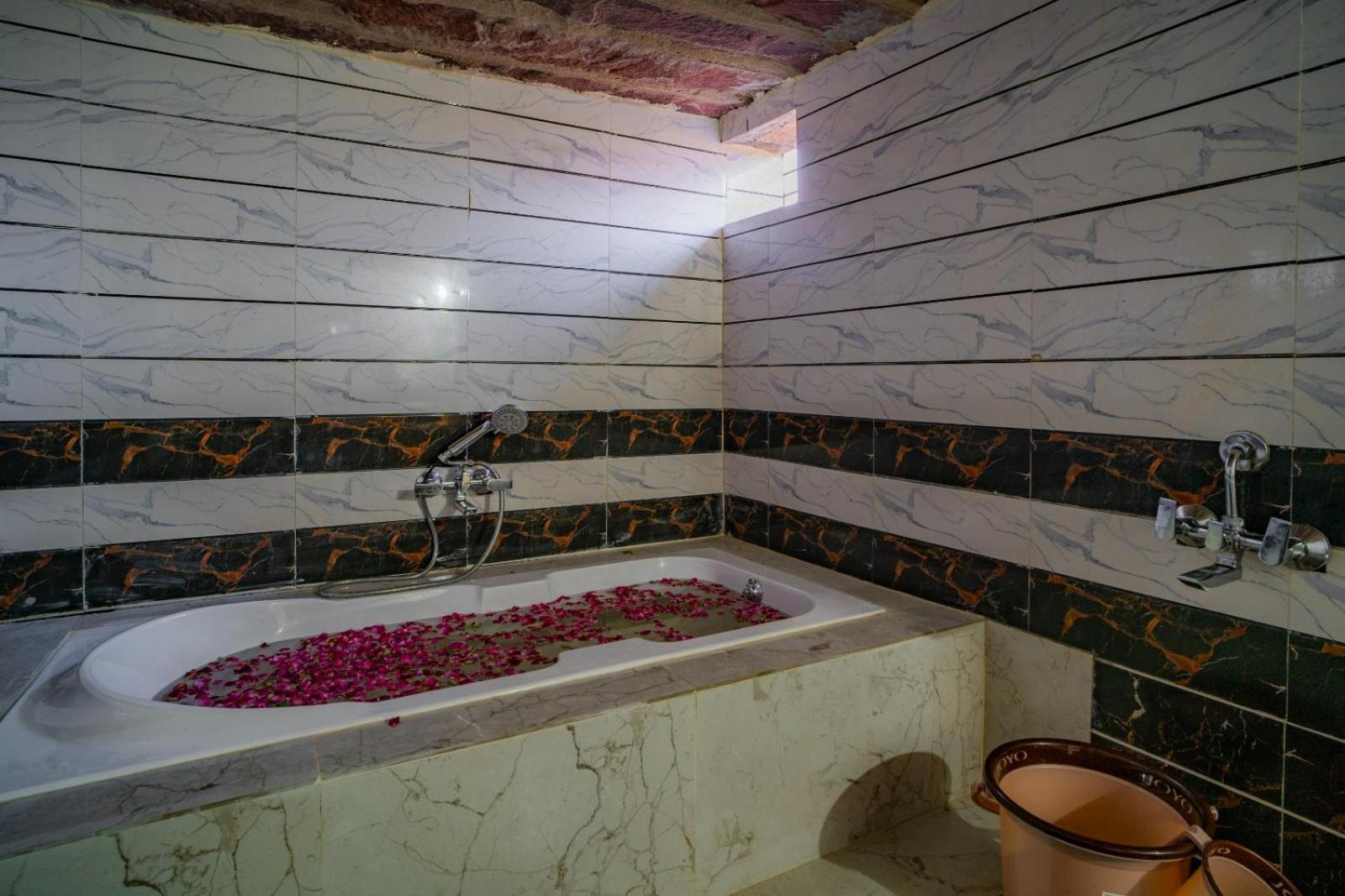 Khamma Ghani Resort With Pool Jaisalmer Eksteriør bilde
