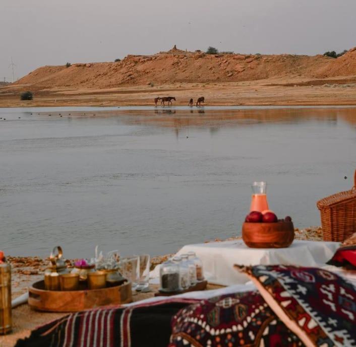 Khamma Ghani Resort With Pool Jaisalmer Eksteriør bilde